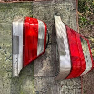97-99 Mercedes Benz S-Class W140 OEM  Lens Tail Lights